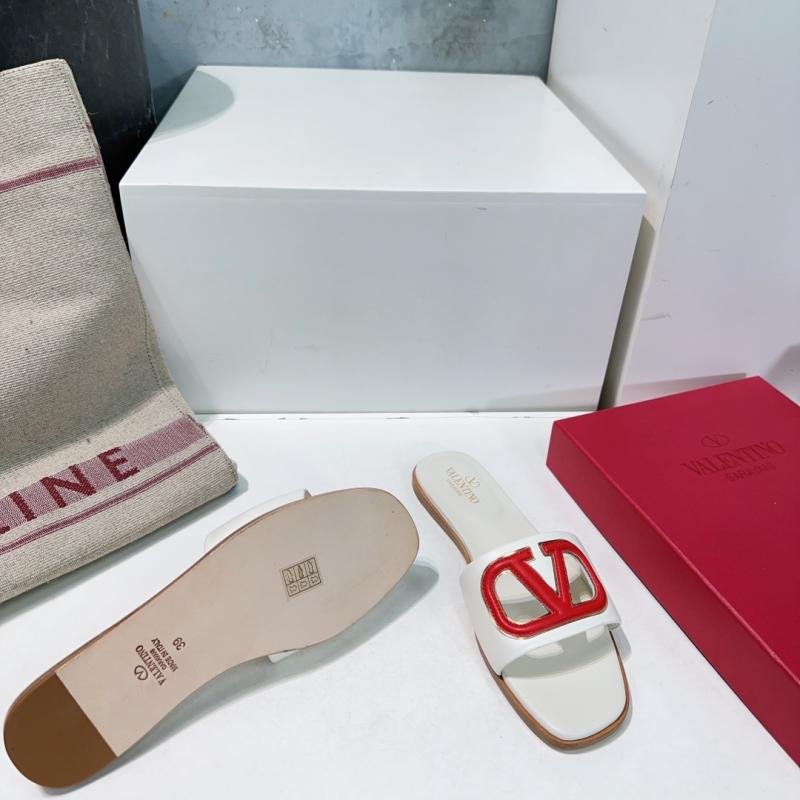 1741357303 232 Valentino 2025 Spring and Summer New Flat Pantoufles in VV