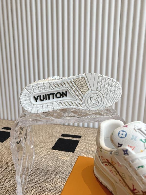 1741373505 269 LV X Takashi Murakami has jointly created LV coach sneakers