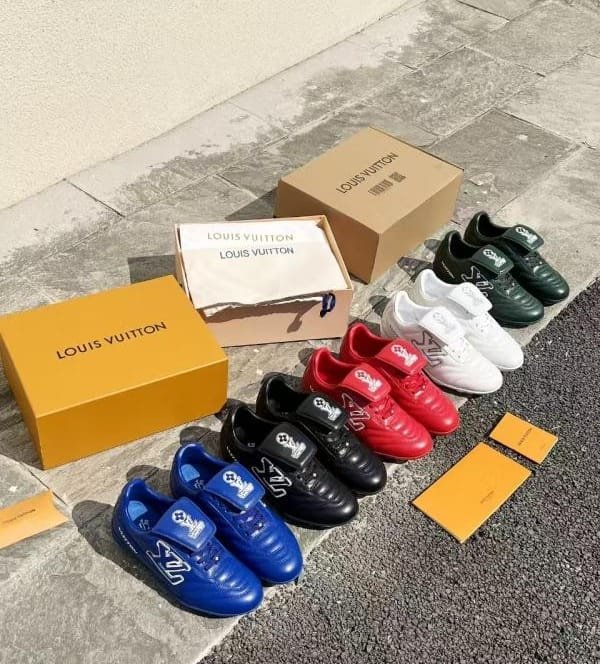 LV Spring and Summer Series Couples same sneakers / sports shoes