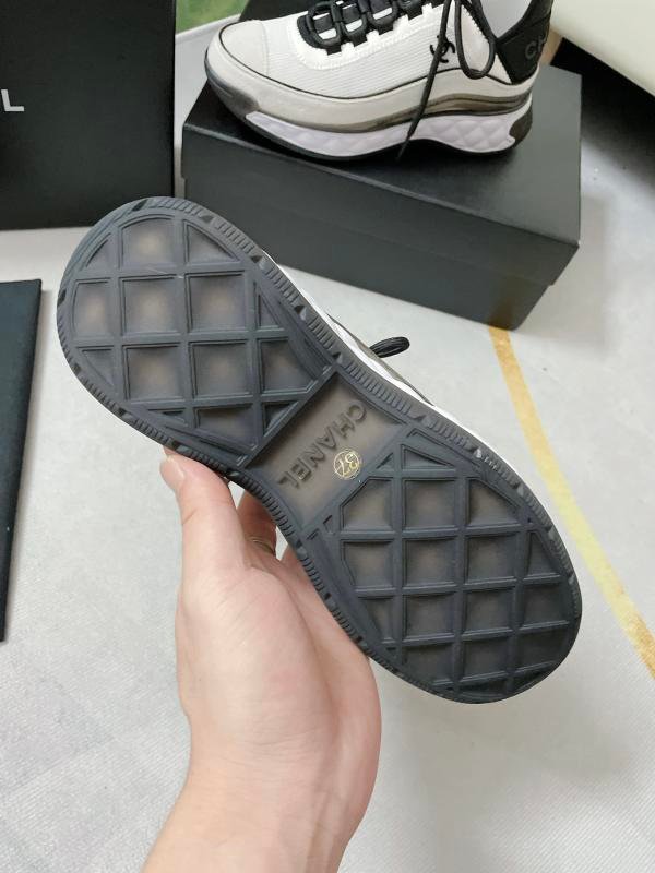 1741531627 672 Chanel Chanel Couples Xiaoxiang casual sneakers papa shoes