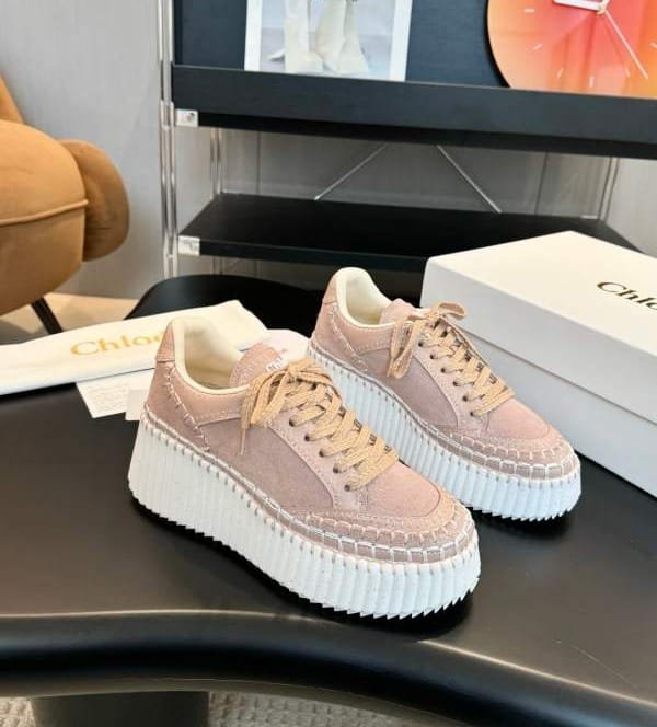 2024 Chloe Counter simultaneously launches new sandals