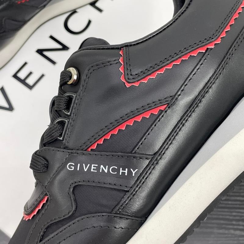 1741819641 125 Givenchy floral vow hide tissue sneakers