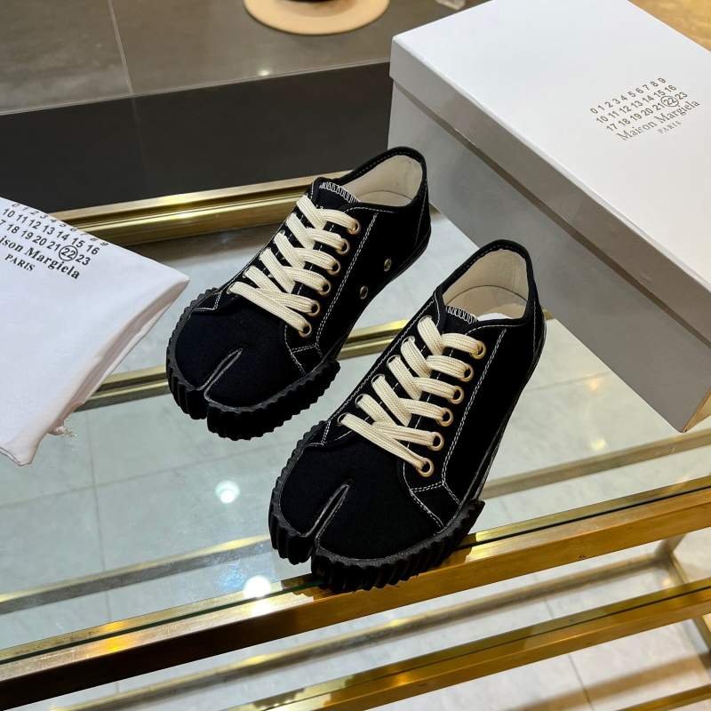 1742160877 190 Canvas Shoes with Shared Capper Majira