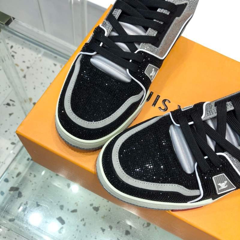 1742165590 168 LV Louis Vuitton 2022 new mens shoes