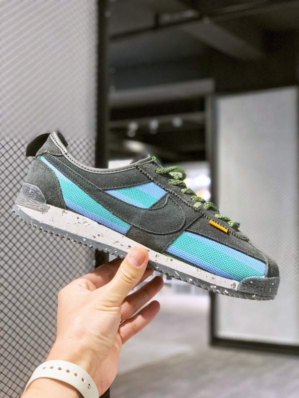Nike Los Angeles Fashion Store Co-Marked Forrest Gump Shoes