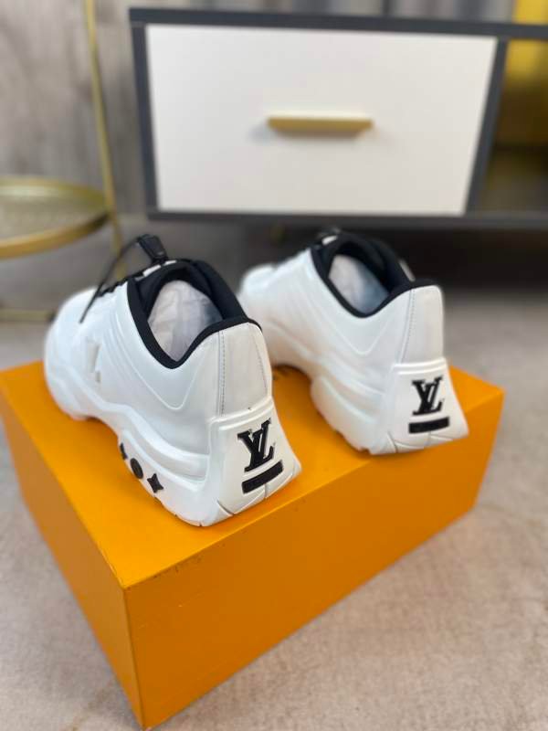 1742275006 127 LV New sports shoes for men