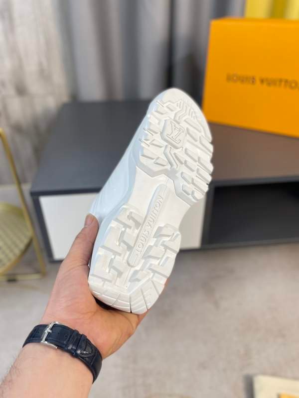 1742275006 896 LV New sports shoes for men