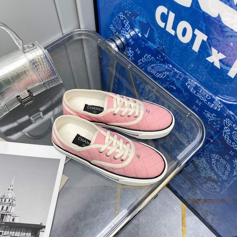 1742293457 788 Chanel 2022 new modern canvas shoes