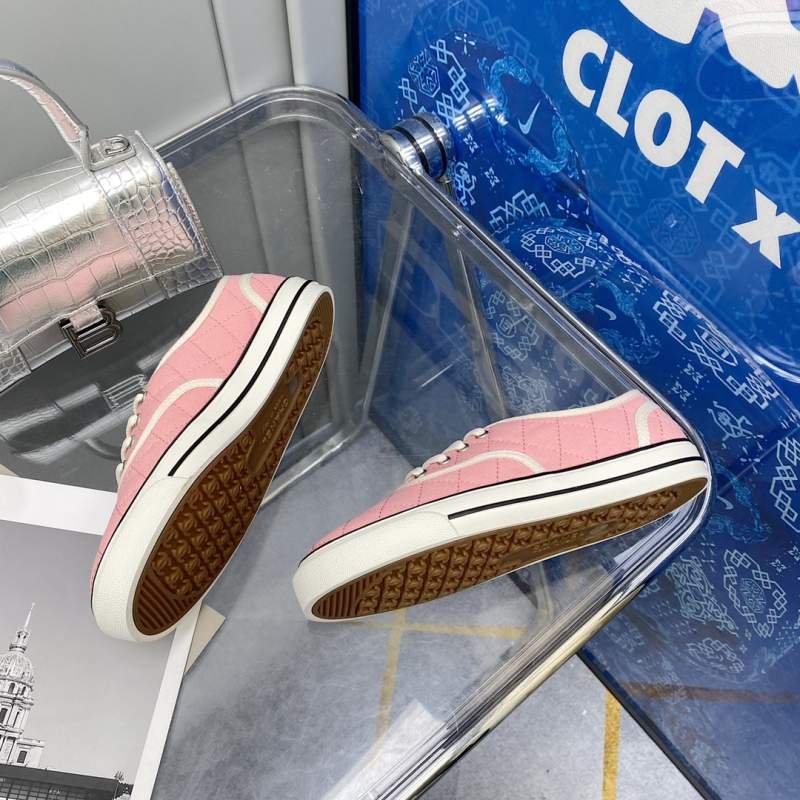 1742293458 467 Chanel 2022 new modern canvas shoes
