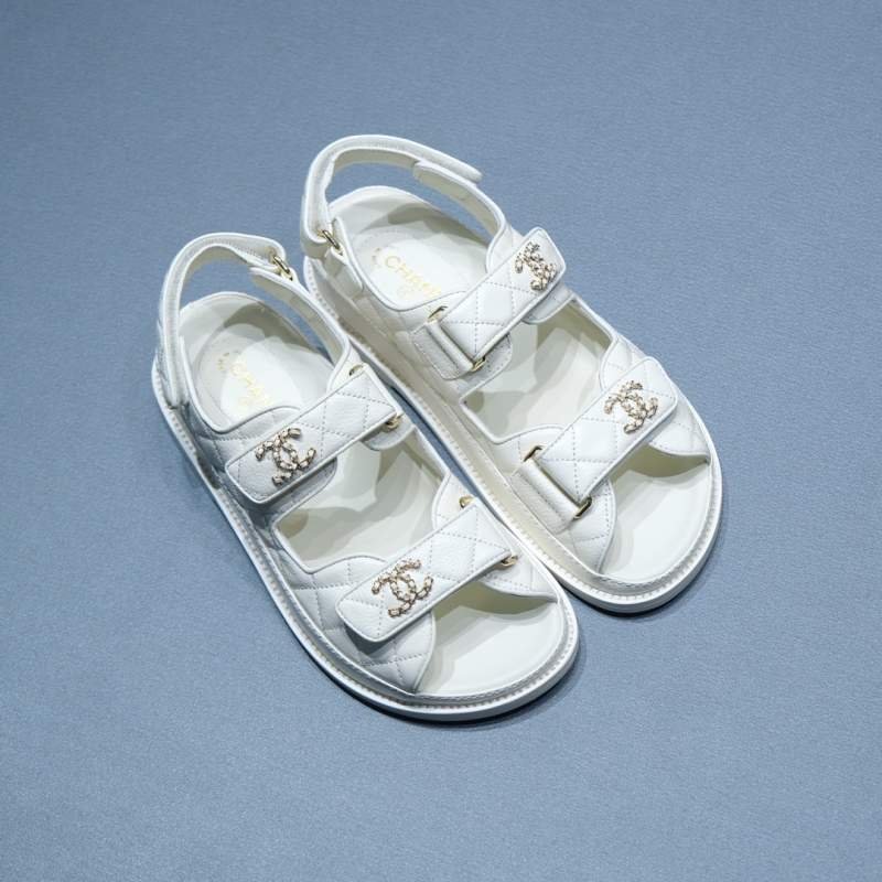 1742362964 102 Velcro white sandals Chanel Chanel