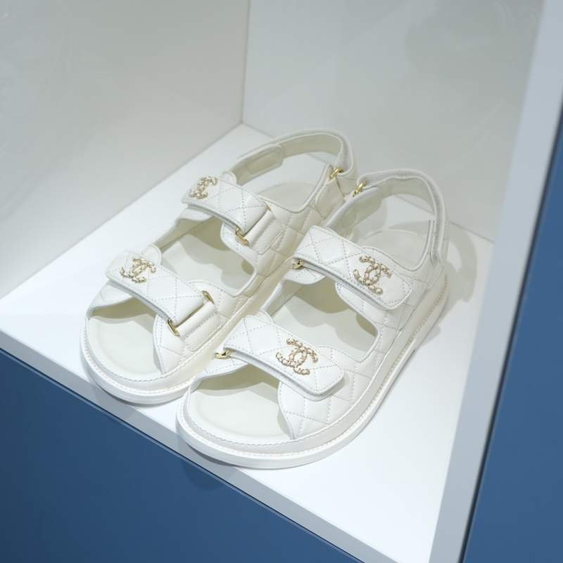 1742362966 876 Velcro white sandals Chanel Chanel