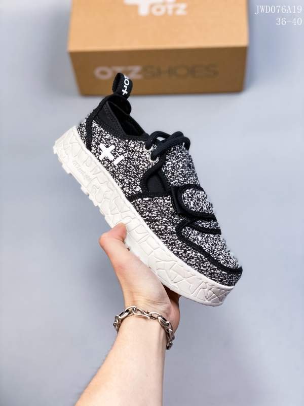 1742447748 917 New Velcro Spring Tricot Velcro shoes