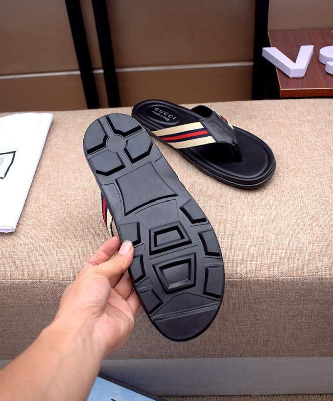1742657901 496 Gucci 【Gucci】 Perfect fashion folder original male slippers