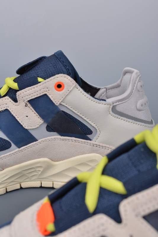 1742661551 750 Retro retro retro basketball shoes