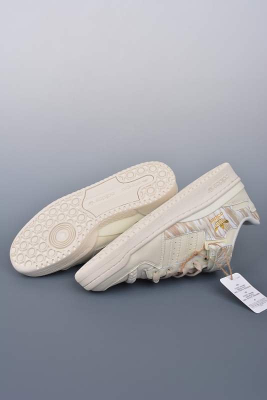 1742665280 969 Adidas Clover Classic Velcro Vintage Shoe for Men and Women