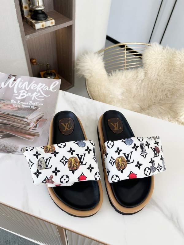 1742699751 818 LV2022 New spring and summer counter