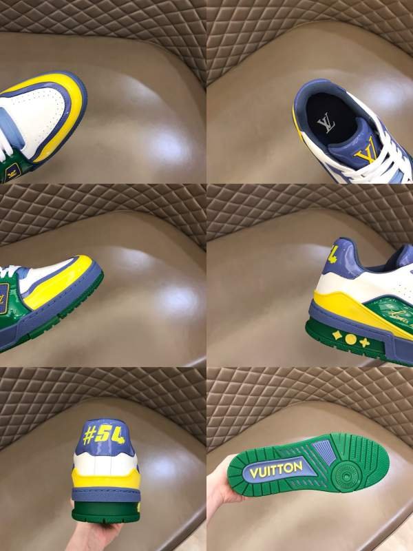 1742741030 258 Coachs sneakers at the beginning of early spring
