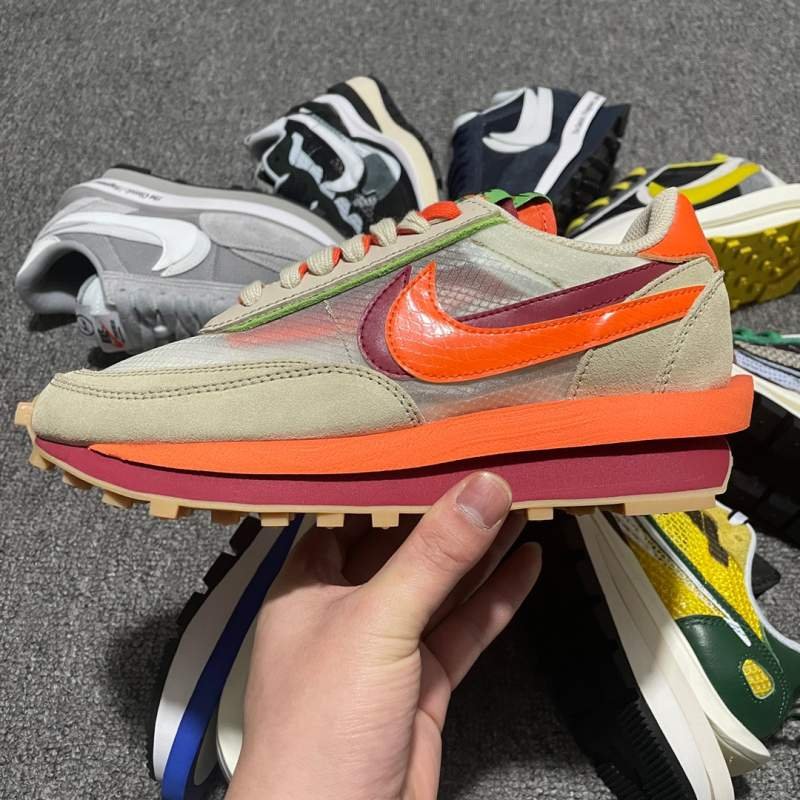 1742759515 746 Nike sacai pure original sneakers