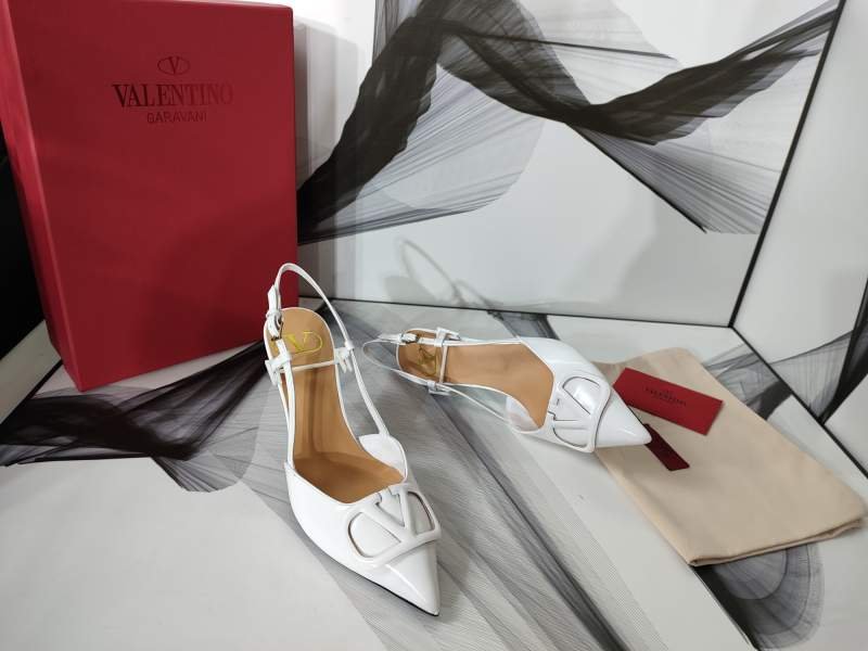 1742827423 9 Valentino White High Heels