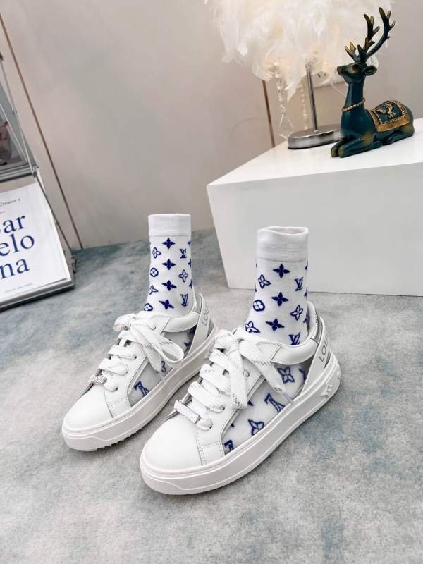1742854319 57 LV Louis Vuitton Time Out Sports Shoes