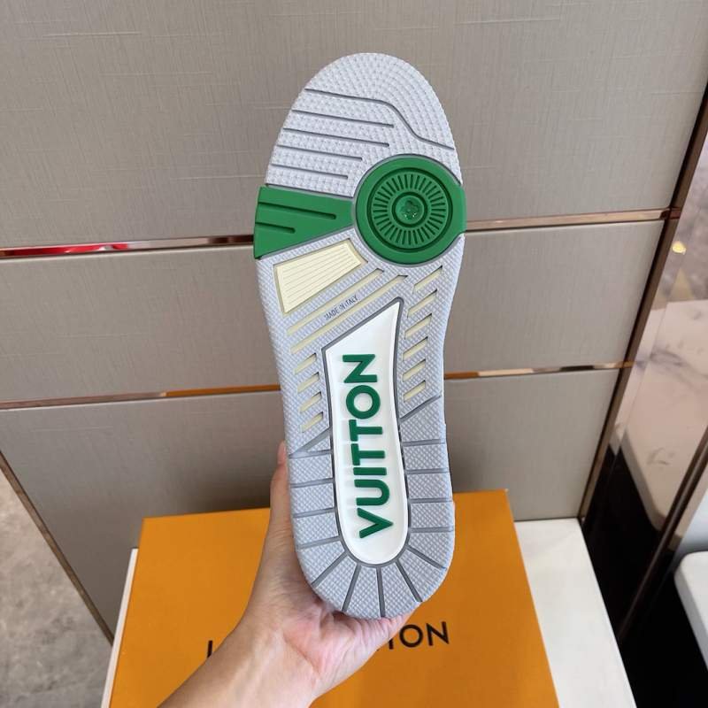 1742925940 56 LV Louis Vuitton Trainer Sneakers Top Couples