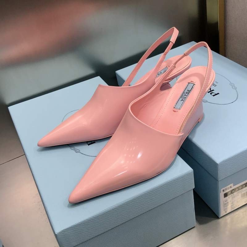 1742955651 860 Pragone of the early spring of Prada New Womens Womens