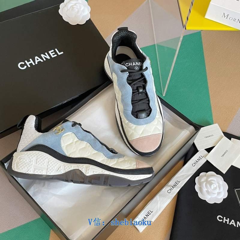 1742959303 574 The new casual sneakers from Chanel in early spring