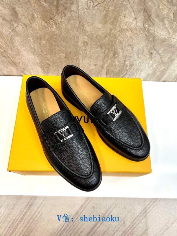 1743014412 725 Decreeed leather shoes by Louis Vuitton Business