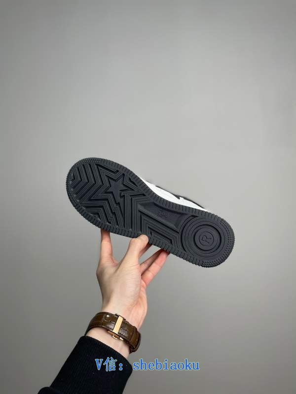 1743054832 475 APE HEAD BAPE STO LOW CLASSIC TRENDY PATENT LOW TOP