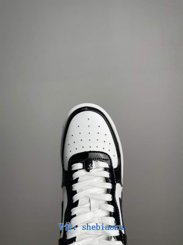 1743054833 303 APE HEAD BAPE STO LOW CLASSIC TRENDY PATENT LOW TOP