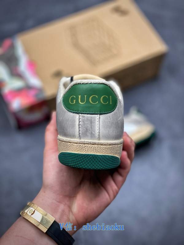 1743091677 221 Gucci Gucci Classic Retro versatile prototype