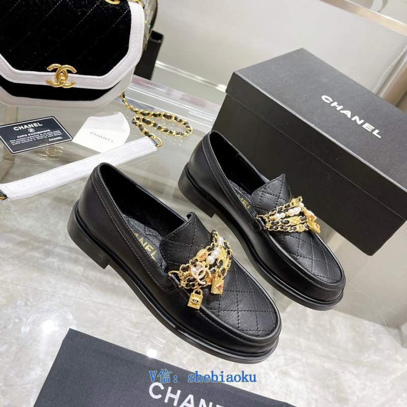 1743184169 323 2022 New Chanel Chanel Chaussion de molafier Meaning Origin