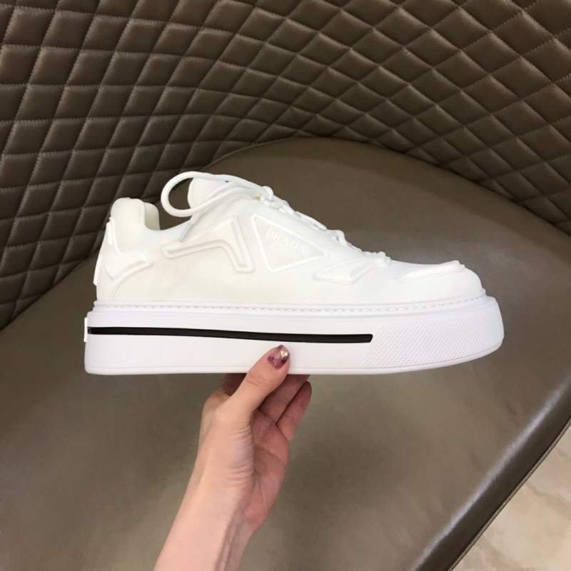 1743254210 6 Prada Origin Segion Nouveau Sables Sports Cassures Suffers Men