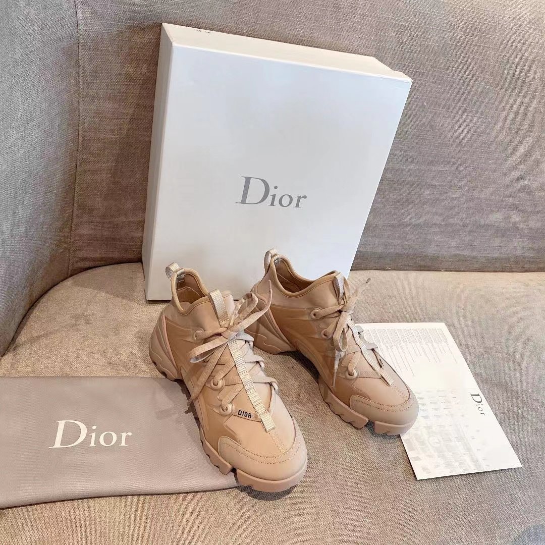 1743332102 788 Dior daddys shoes
