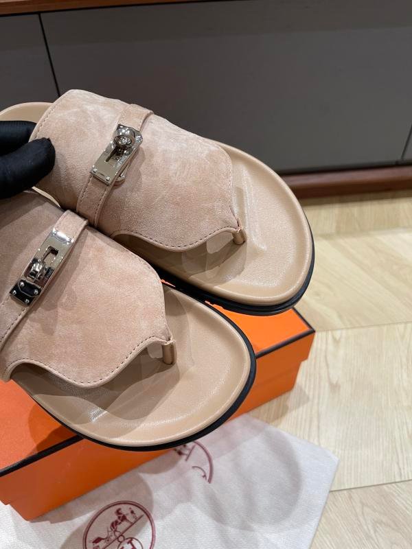 1743365784 543 Hermes 2025 Spring and summer new color Kelly toe