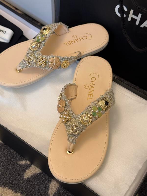 1743369599 690 Chanel Chanel Gem Flip Flops