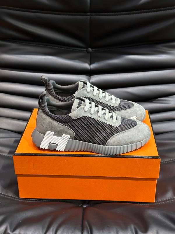 1743451371 681 Hermes bouncing relaxed sports shoes for men