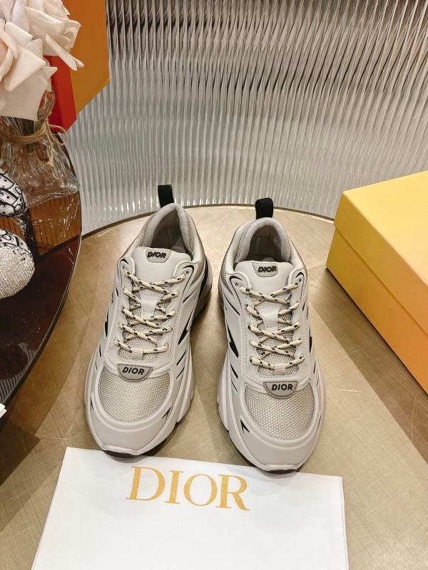 1743463350 451 Dior 2025 Capsule Series F1 Racing 7 Champion Joint Brand B44