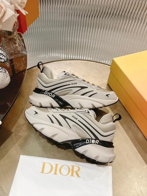 1743463351 553 Dior 2025 Capsule Series F1 Racing 7 Champion Joint Brand B44