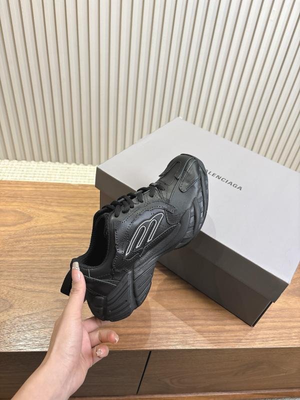 1743581859 237 Balenciaga Flash 3xl Runner Half Cloth Papa Shoes