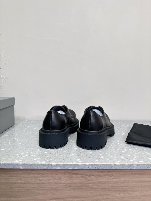 1743589219 834 Balenciaga Stomper Derby Big Head Derby Shoes