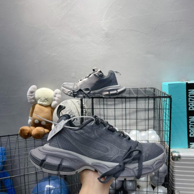 1743633210 988 Balenciaga 3xl sneaker nine generation series couple of relaxed daddy