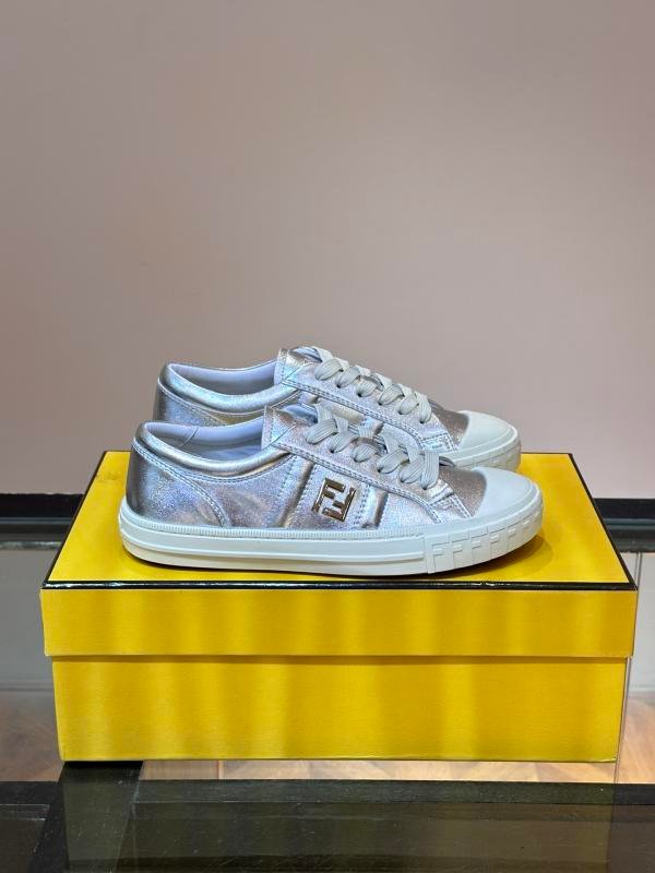 Fendi Domino Series Couple of casual sneakers