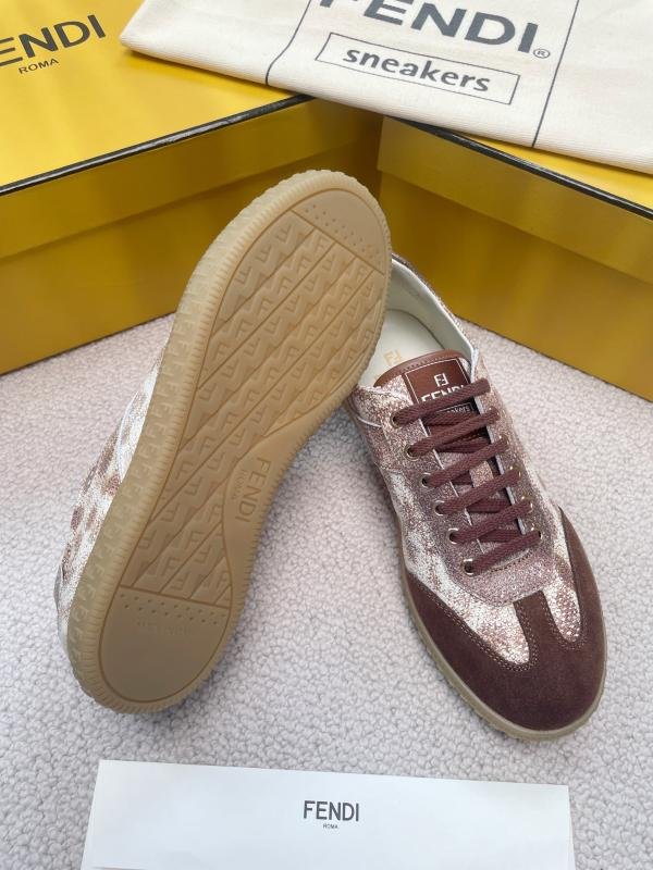 1743699320 770 Fendi 2024 German training shoes for couples