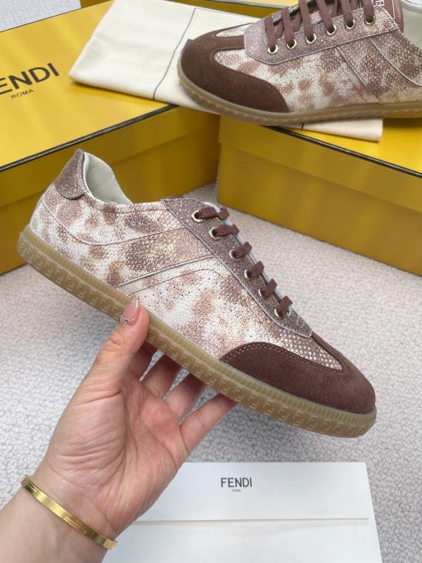 1743699321 482 Fendi 2024 German training shoes for couples