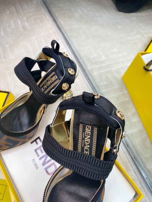 1743721184 152 Fendi2025 Fendi Double FF