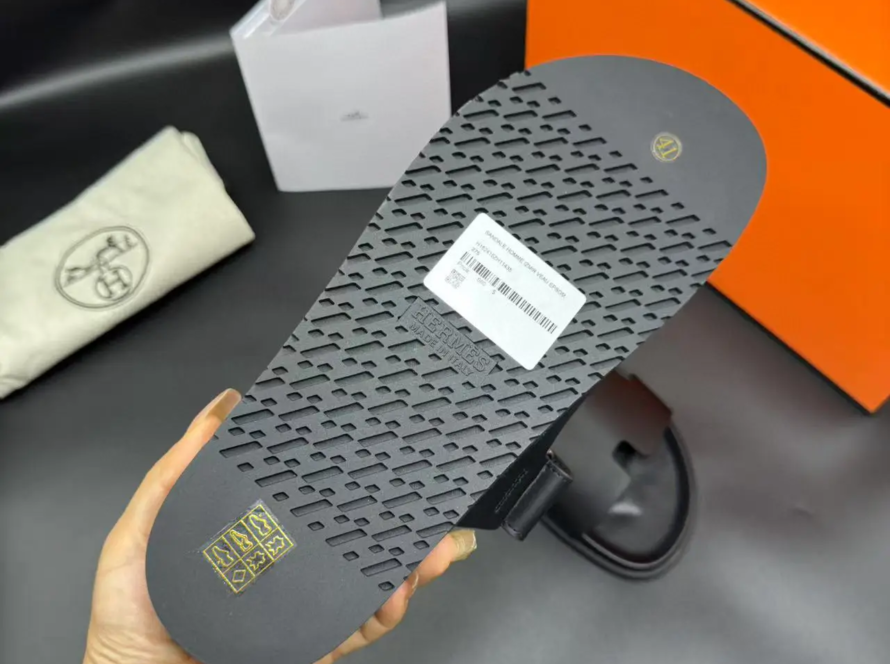 2025 Hermes Second Uncle New Style Chypre Classic Sandals (296)