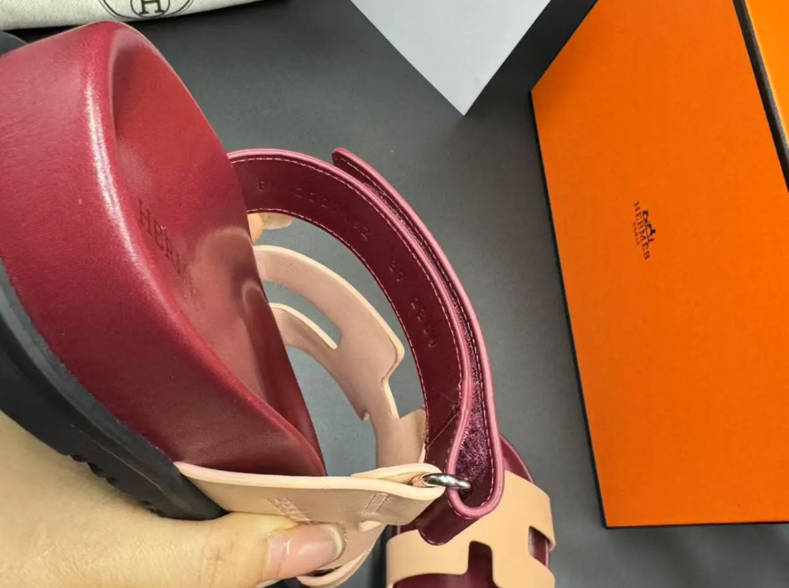 2025 Hermes Second Uncle New Style Chypre Classic Sandals (331)
