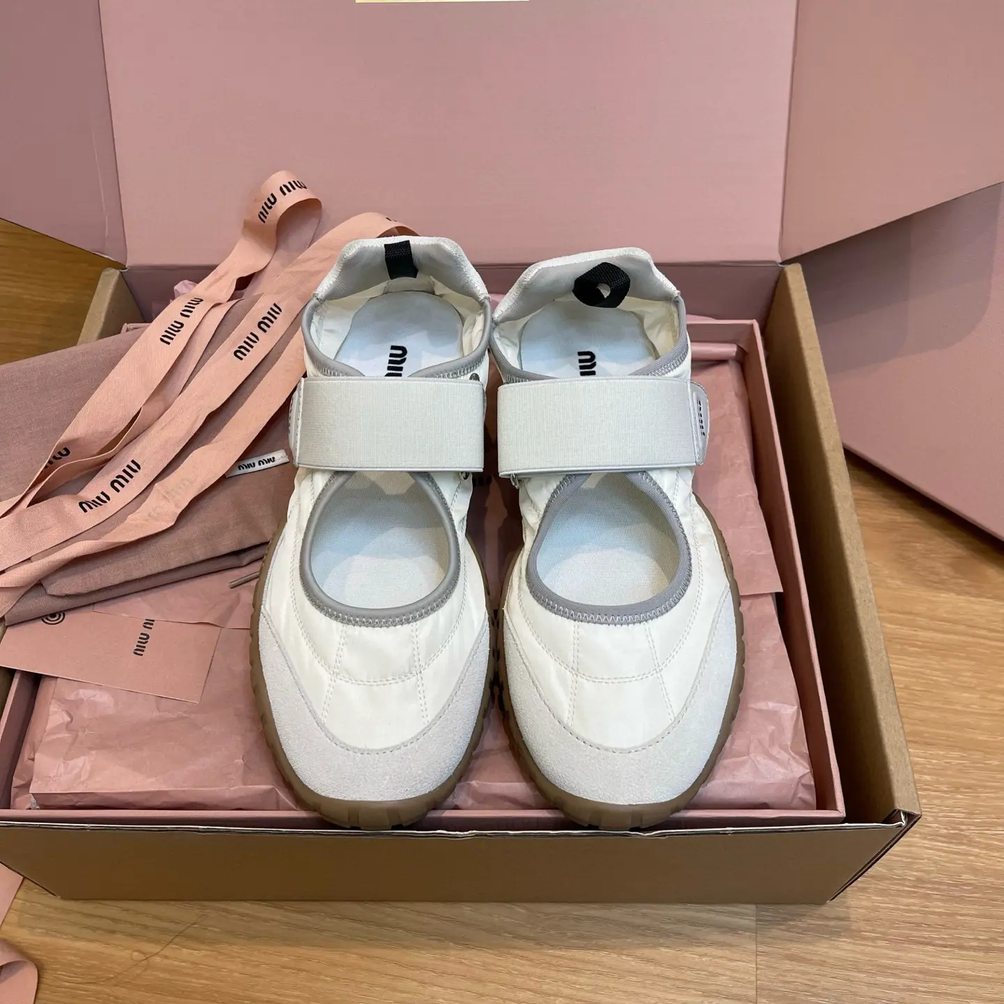 Lv Gym Shoes