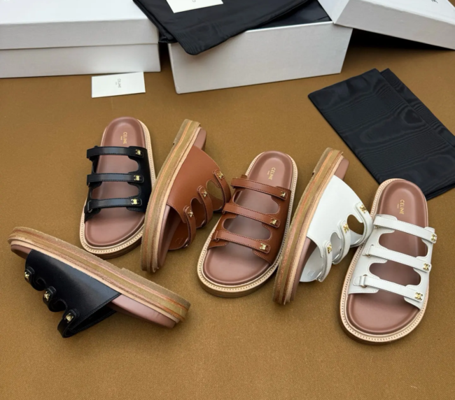 CELINE's Most Popular New Thick-soled Roman Gladiator Sandals​